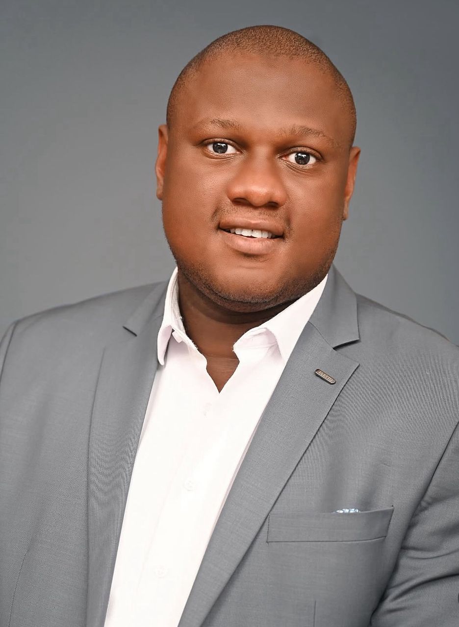 Dr. Kenneth Reginald